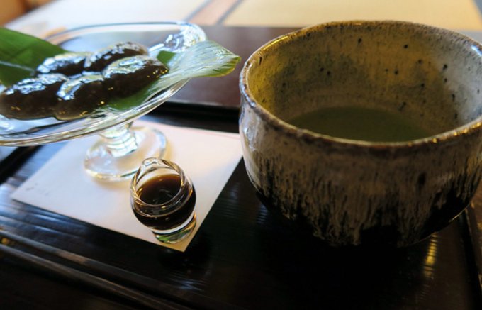 京都に行ったら立ち寄る茶寮宝泉の「しぼり豆丹波黒大寿」