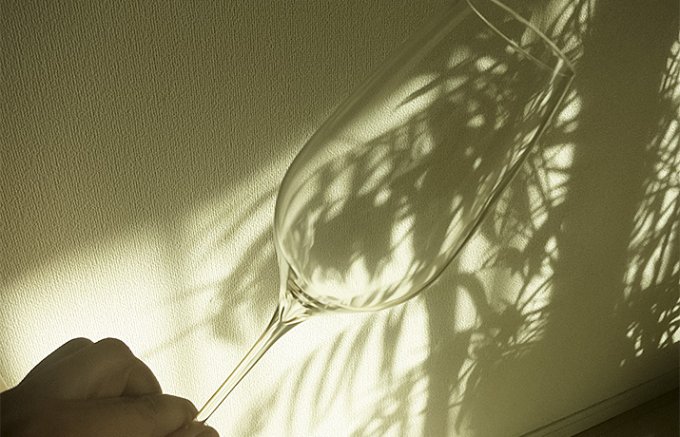 多彩なシーンに最適化された究極のシャンパーニュ専用グラス誕生！