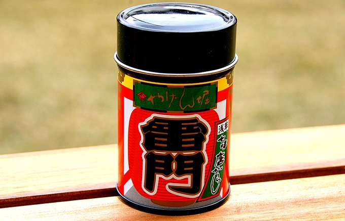 漢方薬をヒントに誕生した、東京浅草「やげん堀」の「七味唐辛子」