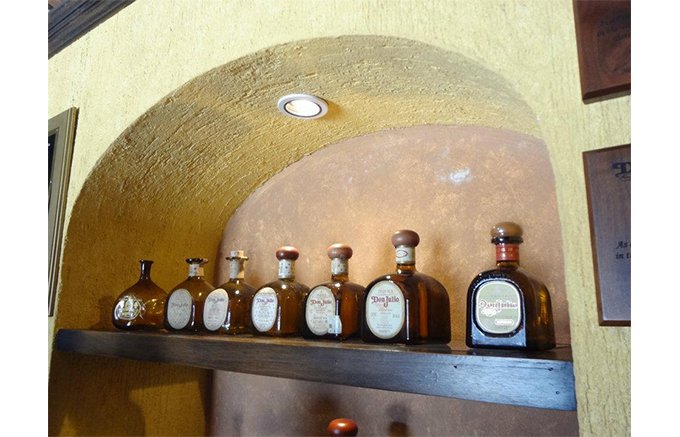 メキシコの祭典「死者の日」にはプレミアムテキーラ「ドン・フリオ」で乾杯！