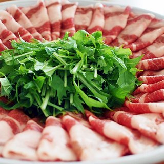 大阪「イベリコ豚専門店 スエヒロ家」世界最高峰の豚肉を「しゃぶしゃぶ」でいただく