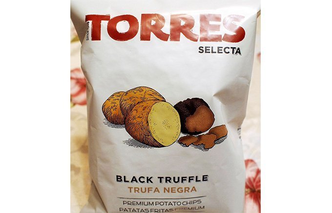 スペイン産 乾燥黒トリュフの香りがたまらない贅沢な大人のポテトチップス