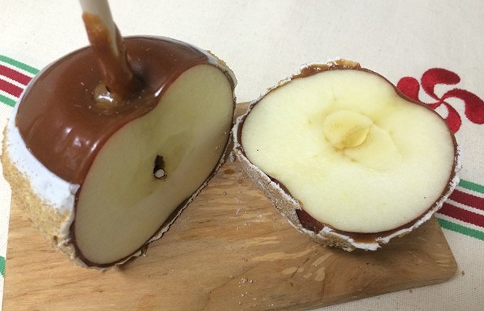 インパクト絶大のアメリカ版りんご飴 丸ごと使った キャラメルアップル Ippin イッピン