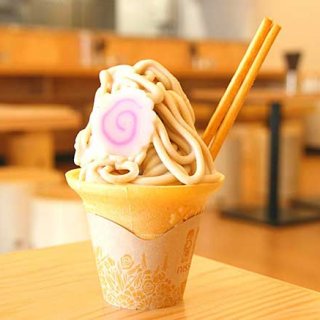 ｢北海道・富良野｣ラーメン店が作った「らー麺ソフト」は、見た目だけじゃない！