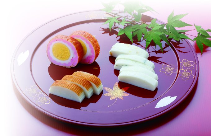 高知県の郷土料理の一つ皿「鉢料理」にはなくてはならない練り物「大丸」