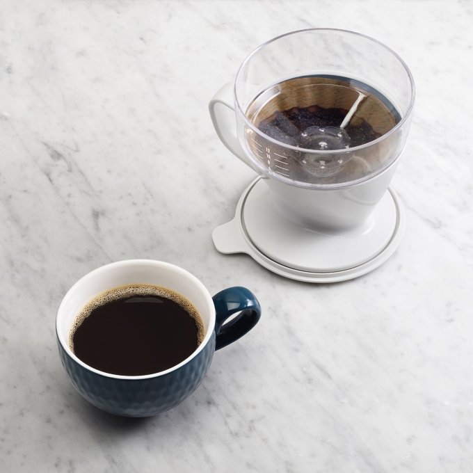 斬新！一気にお湯を注いで自動ドリップ！『OXO（オクソー）』のコーヒーメーカー