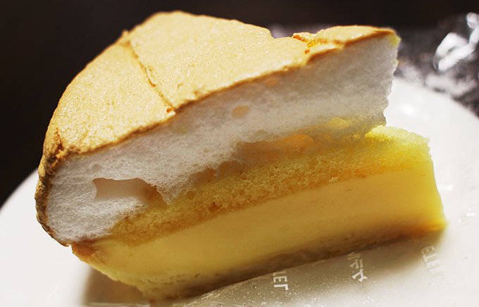 お店でしか買えない食感のこだわり 京都イノダコーヒの逸品レモンパイ！