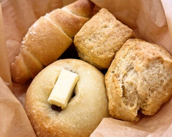 《パン革命》おうちで簡単！『ふくらむ魔法の冷凍パン』で朝食タイムを贅沢に！