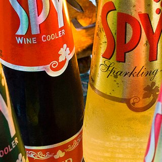 タイ女性に人気のNo.1ワインベースカクテル「SPY」