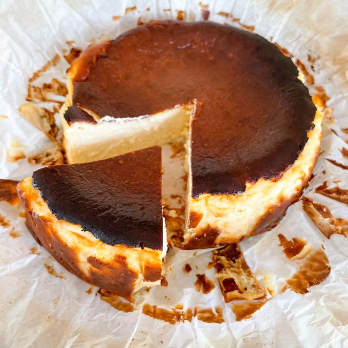 【罪深スイーツ】魅惑のとろふわ食感がたまらない……超濃厚バスクチーズケーキ！