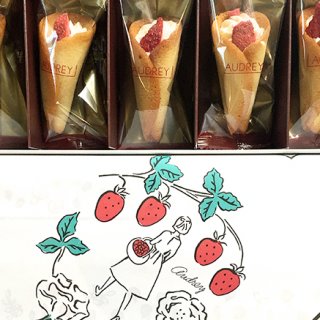 思わずキュンとくる可愛さ！横浜タカシマヤ発オードリーの苺のブーケ「グレイシア」