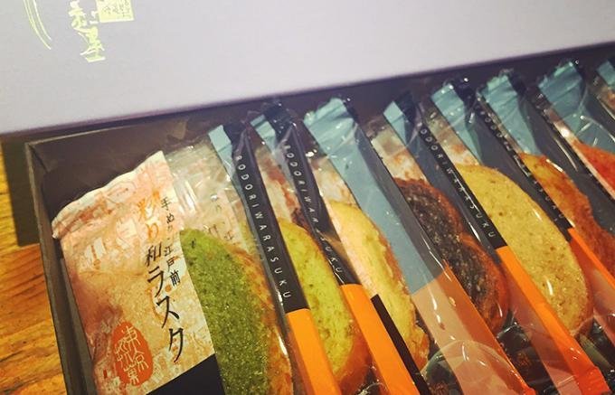 お年寄り向けの優しいお土産！東京駅で調達できる帰省にぴったりのお菓子10選