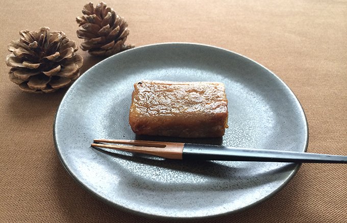 料亭菓子から発案された京都和久傳の「栗の葛焼き」