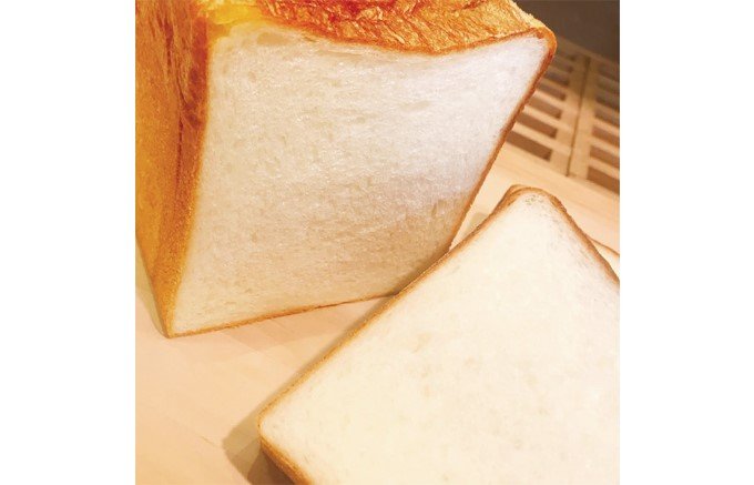 ミルキーな風味とシルクのような繊細な生地の食感を楽しむ「ミルキー食パン」