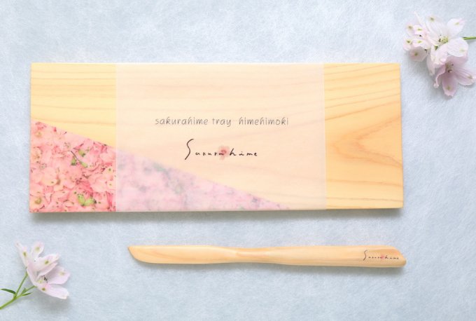 愛媛生まれの「さくらひめ」とヒノキ材を使ったティートレイ＆バターナイフで安らぎを
