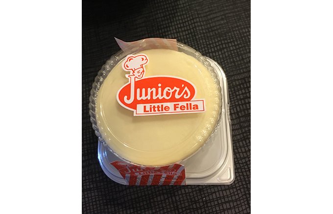 濃厚でクリーミーな Junior S ジュニアーズ のチーズケーキ Ippin イッピン