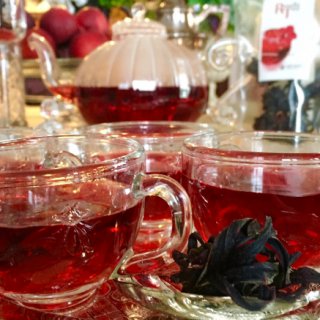 赤い宝石TEA！ハイビスカスのお茶「ロセラティ」