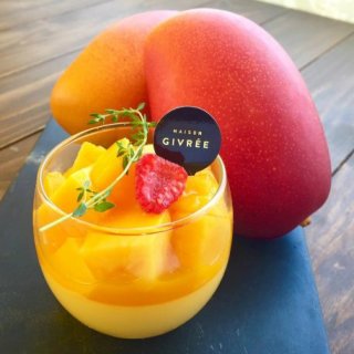 香り・甘さ・酸味のバランスが素晴らしい！宮崎県産の究極のマンゴー