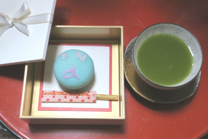 源氏物語から生まれた“美しい和菓子”は ハイカラ神戸の味