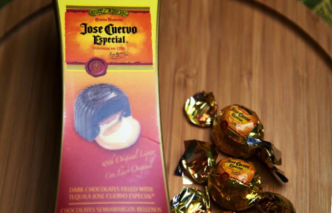 貴重なカカオとテキーラのリキュールが使われた大人のバレンタイン・チョコレート