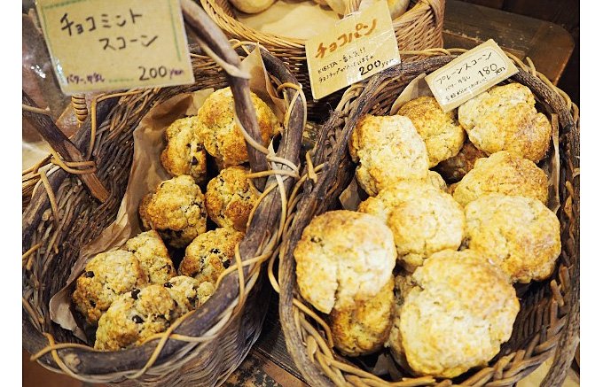 鎌倉の裏路地老舗「KIBIYAベーカリー」の自家製天然酵母パン - ippin 