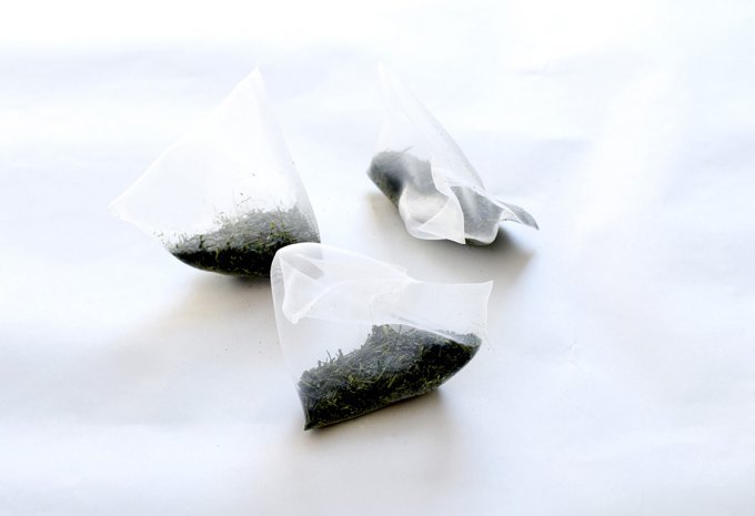 鹿児島茶の特有の甘みが、口いっぱいに広がる「水出し煎茶」