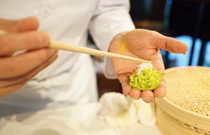 和菓子職人の技と知恵が光る！「千寿せんべい」の意外な誕生のきっかけとは？