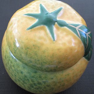 宝永五年（1708年）創業の老舗「八百三」の柚味噌は、白味噌と柚の相性が絶妙
