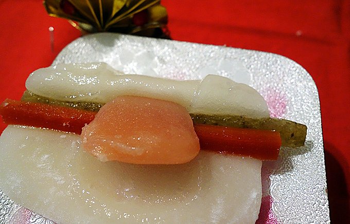 年始に食べたい！伝統的な日本菓子「花びら餠」