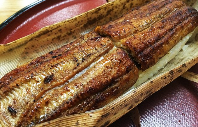 老舗の鰻屋「京都かねよ」の味が楽しめる鰻棒寿司