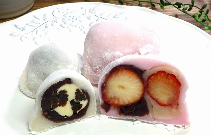『お菓子の日高』ならでは！「ダブル苺大福」と新発売「ラムレーズンバター大福」