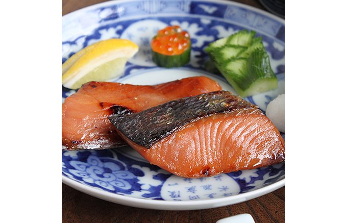 1000年の歴史がある新潟県村上で15代続く名店「千年鮭 きっかわ」の技を楽しむ