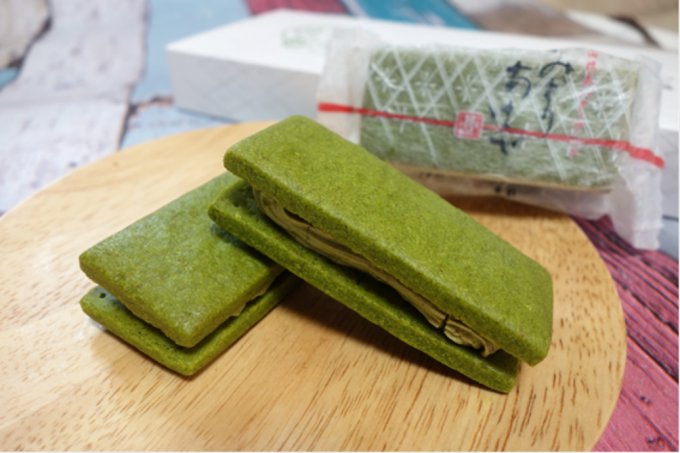 サクッとしっとり。京都土産に、上品な抹茶バターサンド「みどりあはせ」