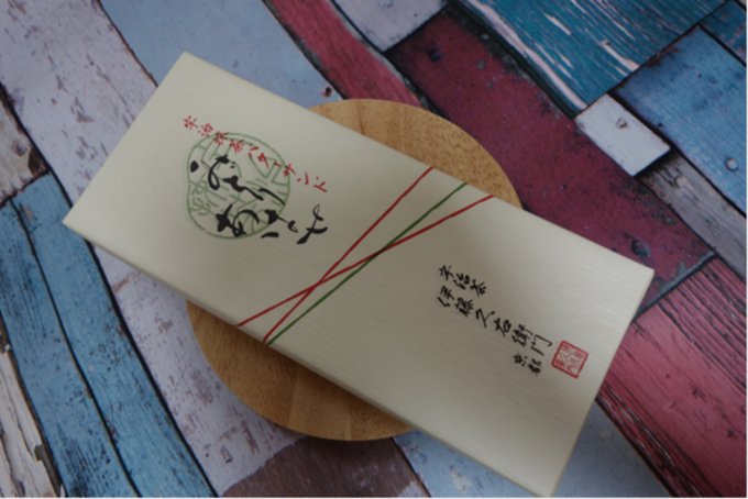 サクッとしっとり。京都土産に、上品な抹茶バターサンド「みどりあはせ」