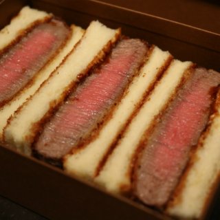 CAおすすめ！魅惑の贅沢神戸牛シャトーブリアンのカツサンド