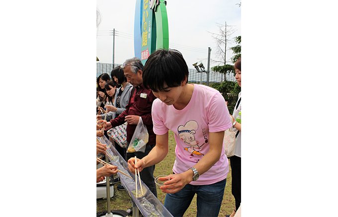 【秋田県】夏の風物詩「流しじゅんさい」とじゅんさい祭り 【秋田県】夏の風物詩「流しじゅんさい」とじゅんさい祭り