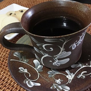 「心身と労働者に優しい無農薬コーヒー」豆本来の旨味を堪能できる「ろばや」の珈琲