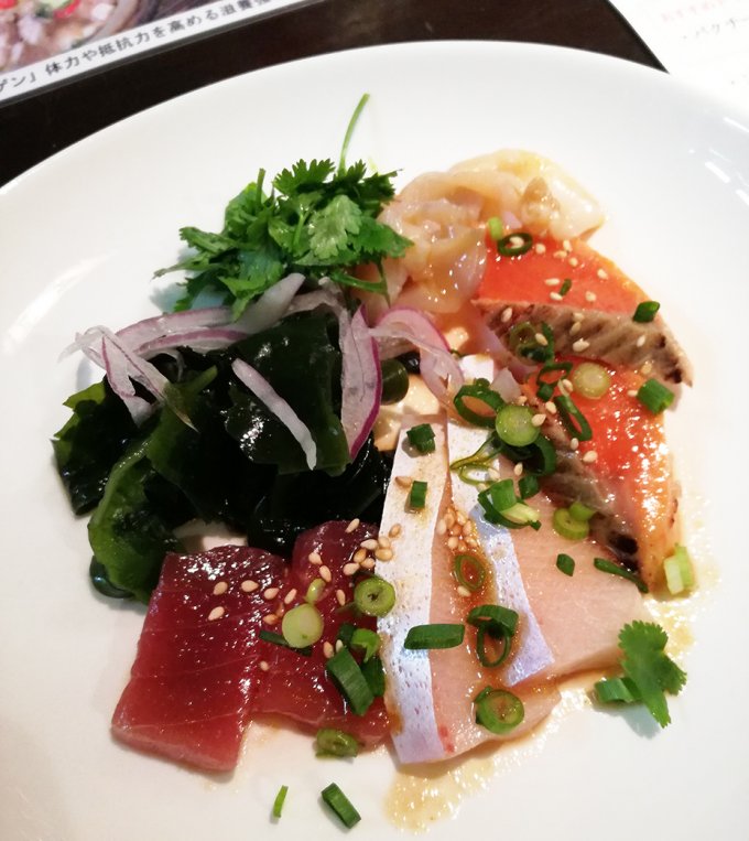 津軽400年の伝統食材から生まれた、純国産のスイートチリソース！