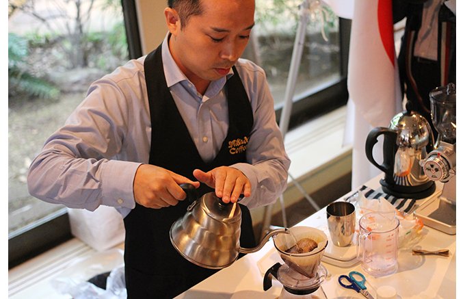コロンビアのコーヒー生産者のシンボル！ファンバルデスが日本にやってきた
