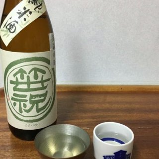 ソムリエが選ぶ香り部門でも第一位になった、新潟の笹祝酒造「笹印 純米無濾過酒」