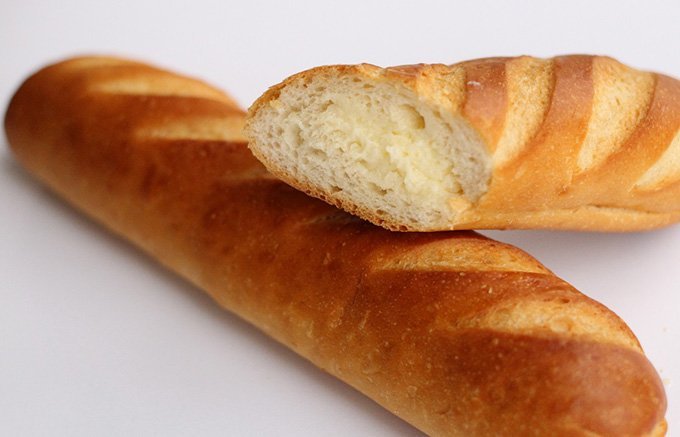 半分に割っても、かぶりついても美味い！パンと中身の相性が抜群の「パン」3選