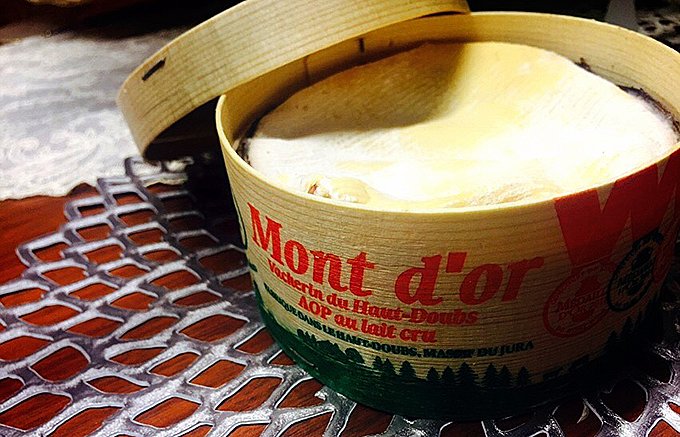 チーズ好きの憧れ“絶対に外せない”冬季限定チーズ「モン・ドール」