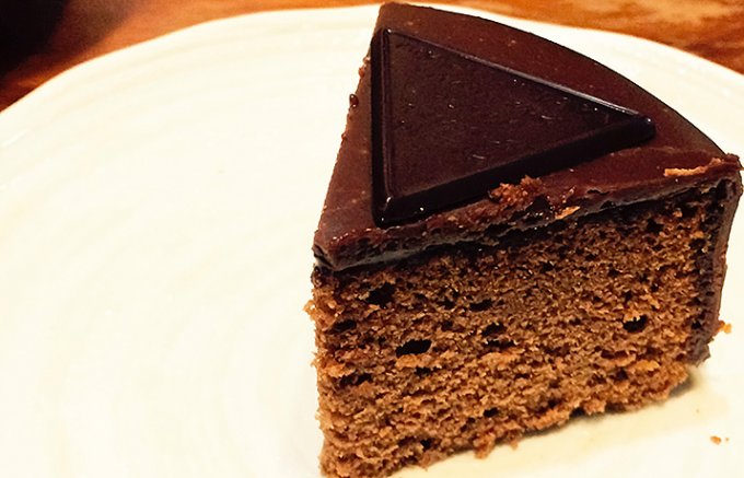 世界で一番有名なチョコレートケーキ Ippin イッピン