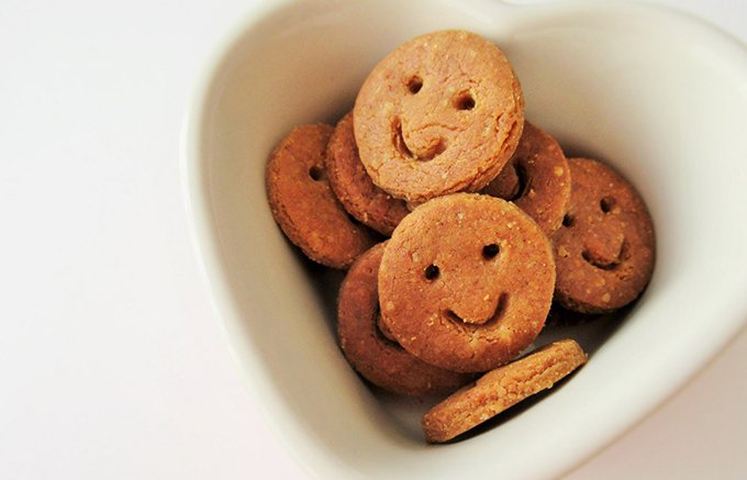 にっこり笑顔がキュート！グルテンフリーの小さなクッキー「ちびすけ玄米クッキー」