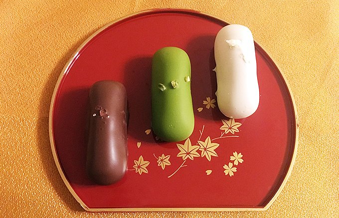 お祝い菓子に最適！可愛くて美味しい“結”の餡とチョコの“ふゆうじょん”