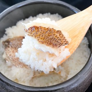 【悶絶級の美味しさ】美食家たちに愛される……日本一の天然真鯛で極上鯛めし！！