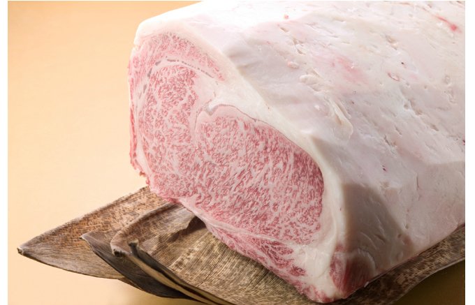肉質はきめ細かくトロけるような食感で上品な脂が魅力の石川県のブランド牛「能登牛」