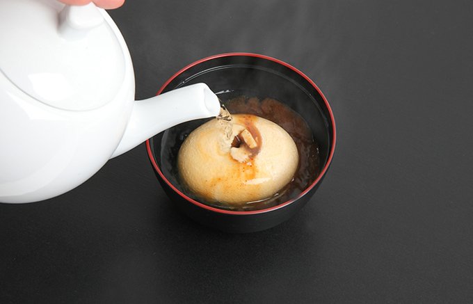 愛知の料理旅館「呑龍」と八丁味噌の名店が作った絶品！即席味噌汁「豆女将 三ツ葉」