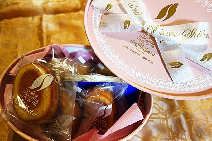 名古屋を代表する「シェ・シバタ」のアーモンドと焦がしバターが薫る看板菓子