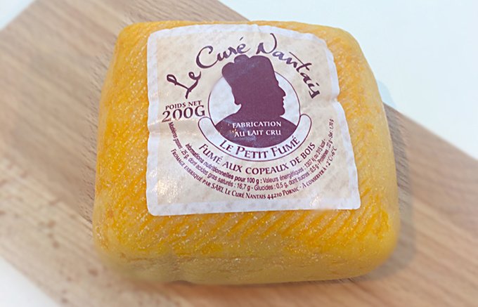 フランス・ゲランドの塩を使用したウオッシュチーズ「キュレ ナンテ」